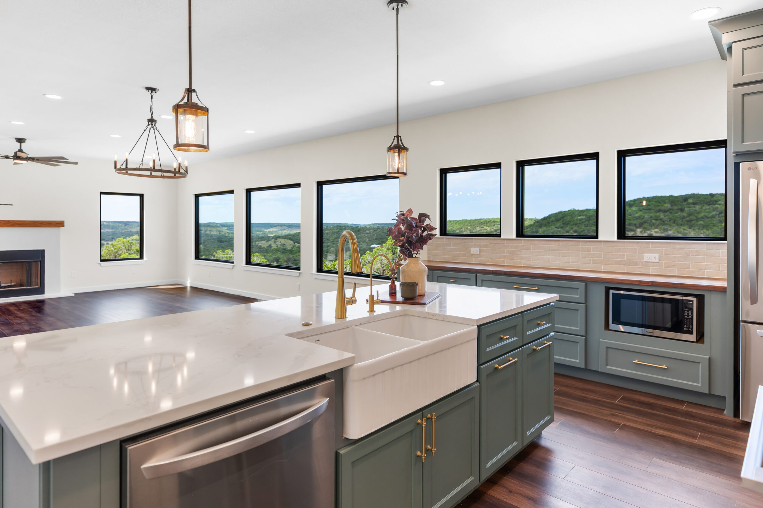 Custom modern home builder in Boerne Texas