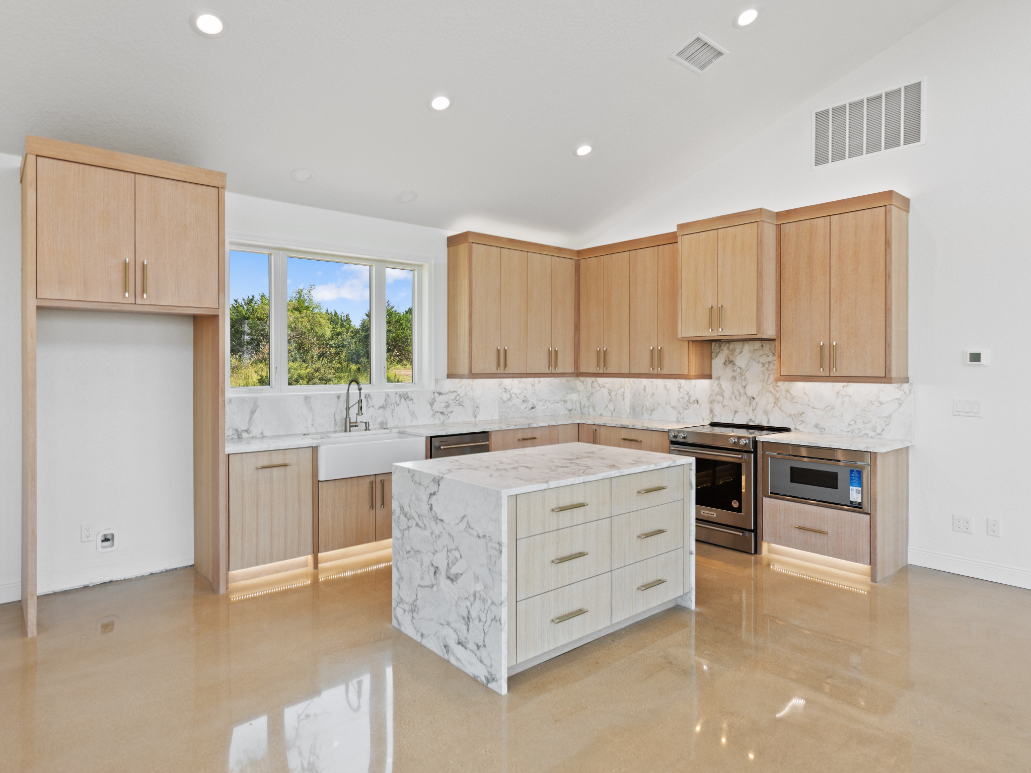 Custom casita home builder in Comfort Texas