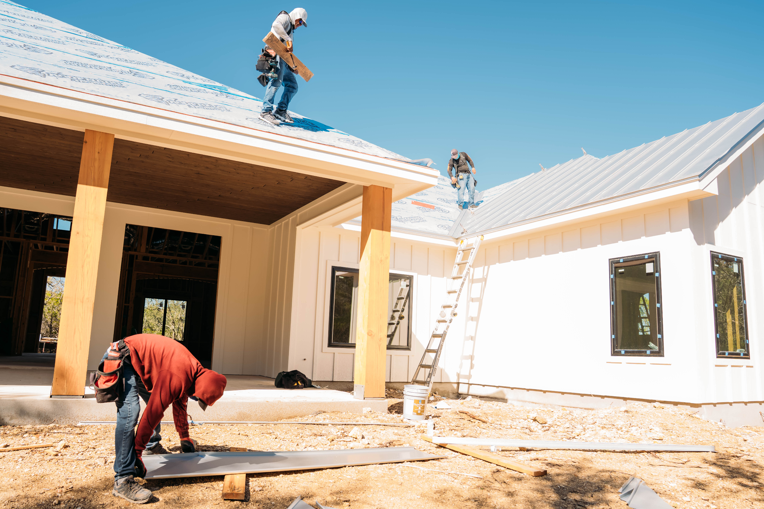 Texas Highlands team working on a roof in Comfort, Texas