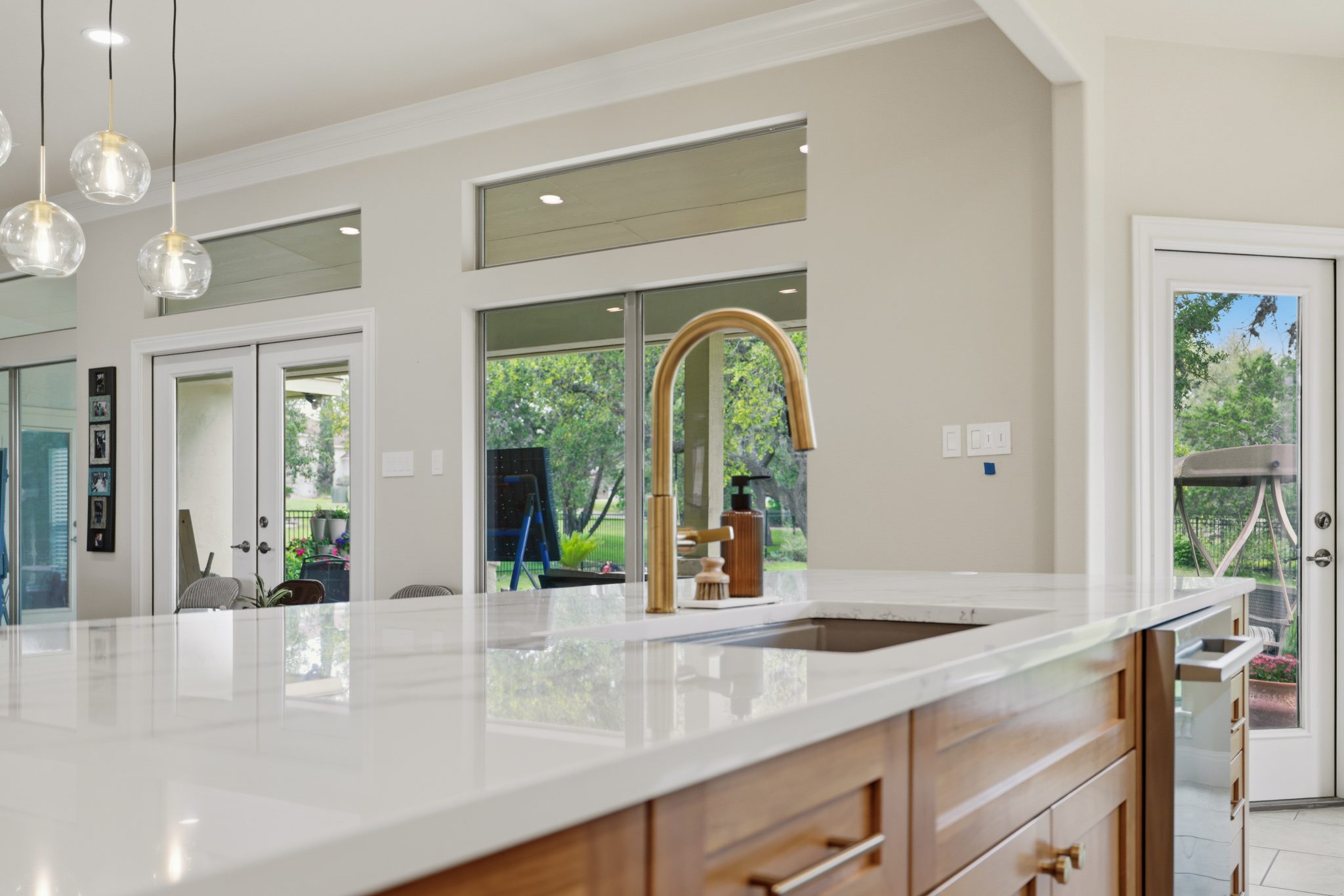 Luxury-Kitchen- Remodel-Boerne- Texas - 19 Builder-grade kitchen updated to a custom finish in a Boerne subdivision home