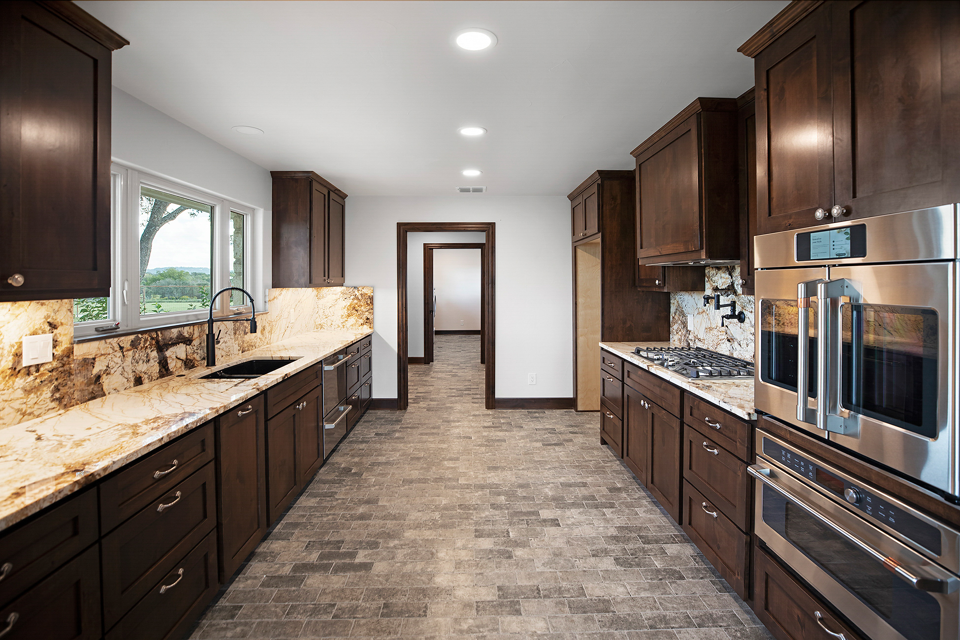 Custom home kitchen built in Terrell Hills, TX