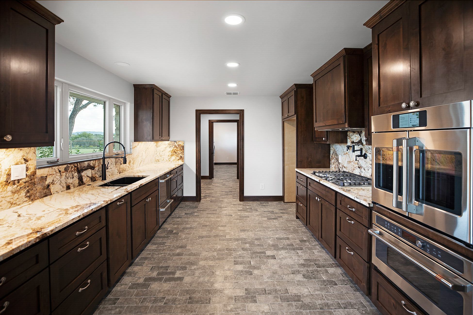 Canyon Lake custom home by Texas Highlands